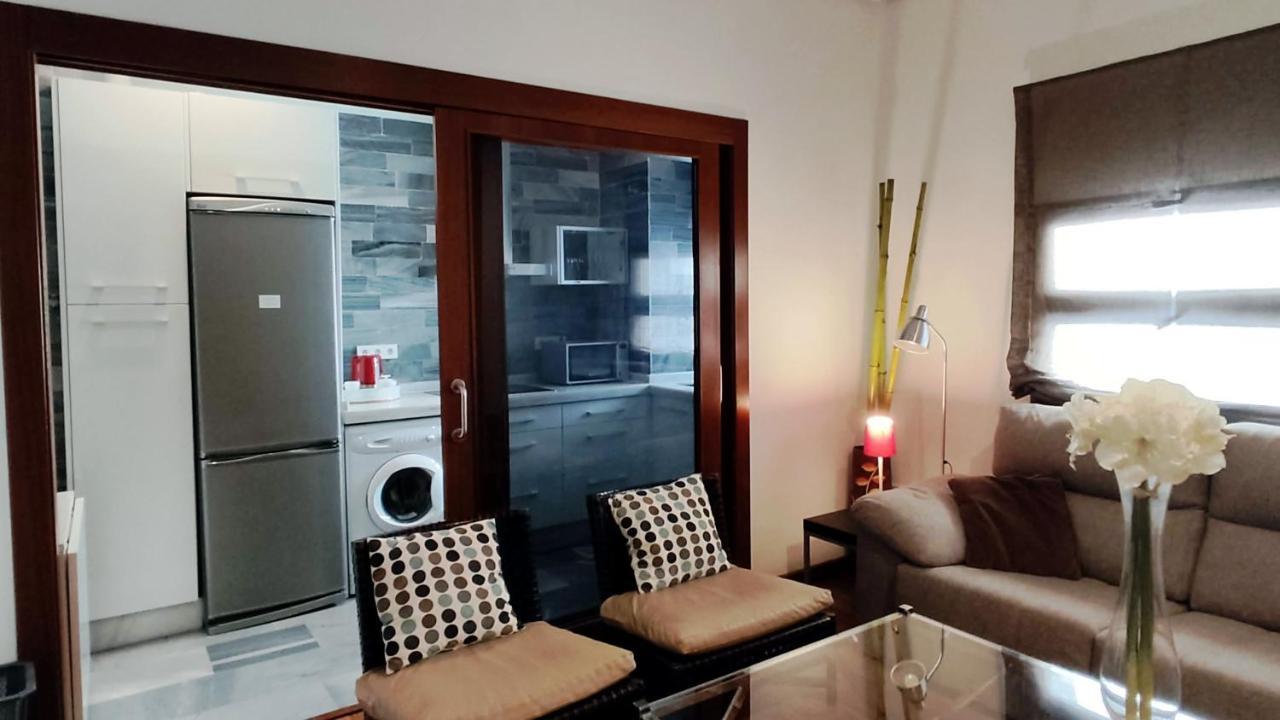 Selecta Elegante Apartamento Con Patio En Centro Historico Seville Luaran gambar